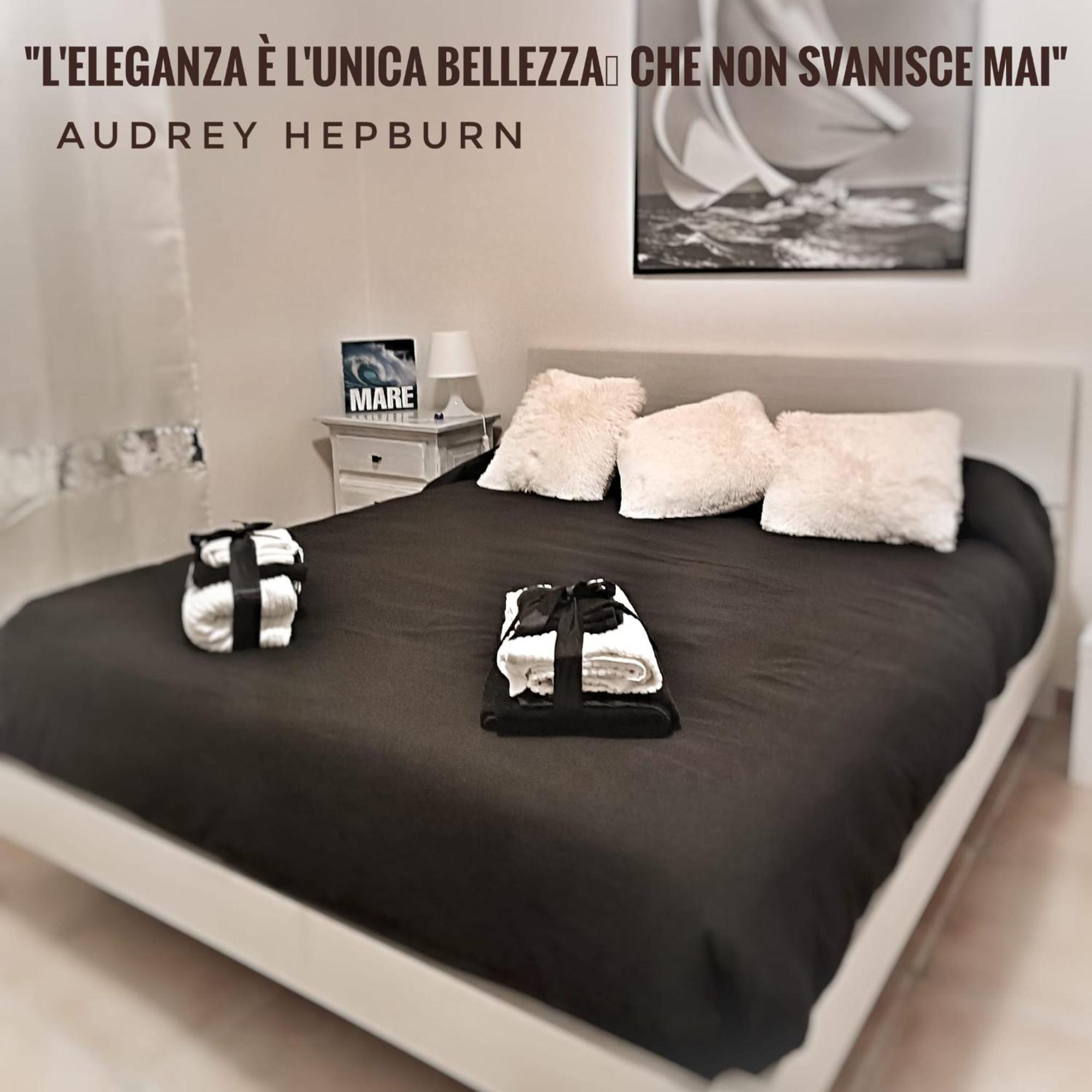 La Terrazza Sul Reno - In Pieno Centro-Due Passi Da Villa Chiara - Comodo Unipol Arena Casalecchio Di Reno Exteriér fotografie